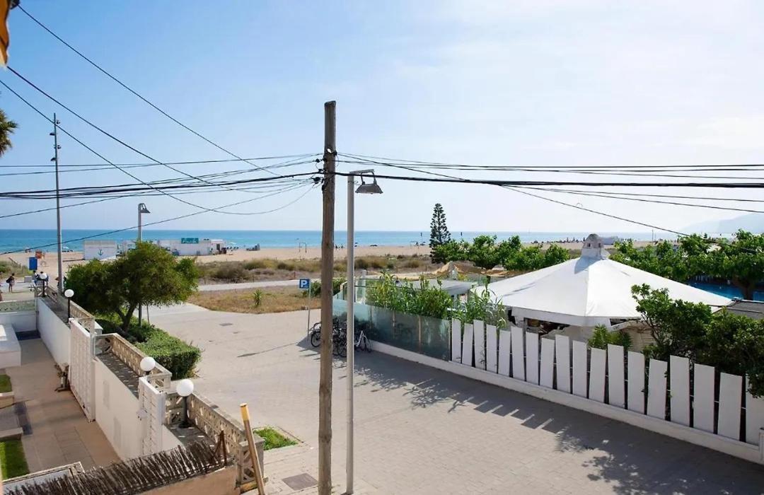 Marplana Apartamento Castelldefels Exterior foto