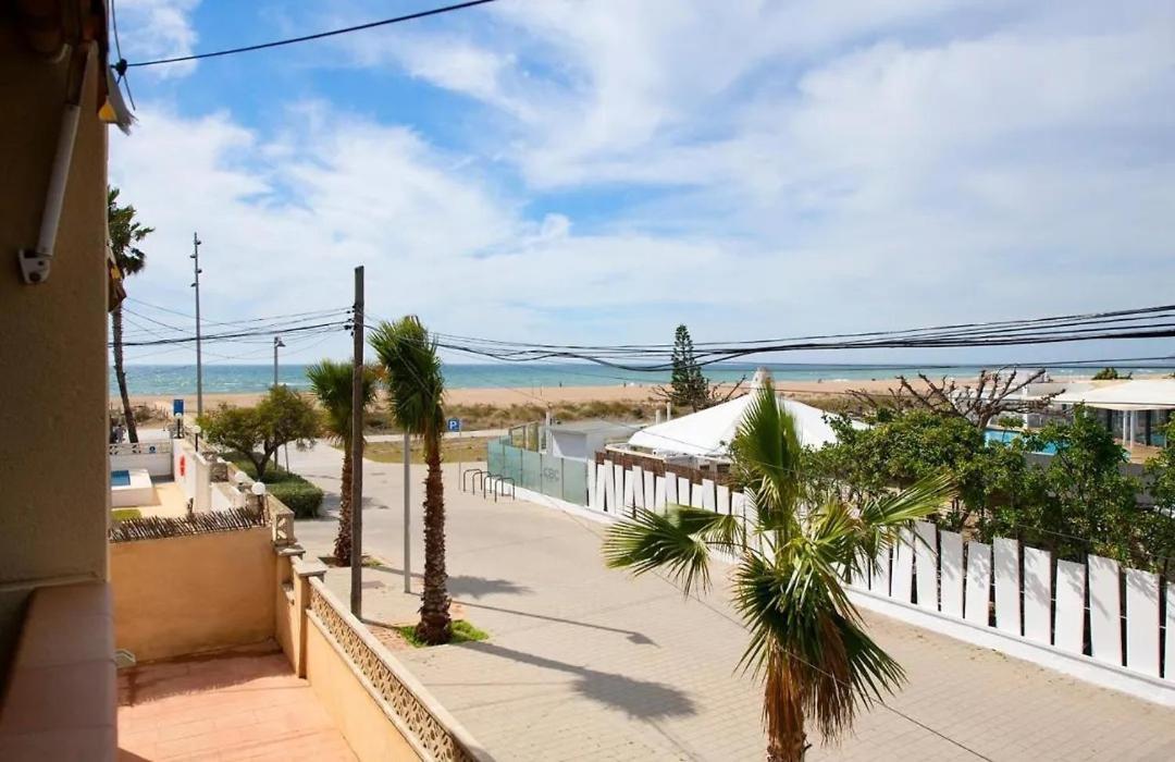 Marplana Apartamento Castelldefels Exterior foto